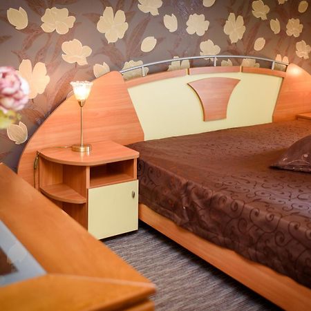 Guest House Ianis Paradise Nesebar Bagian luar foto